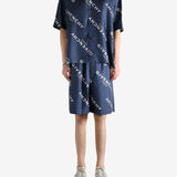 Navy shirt,full body view