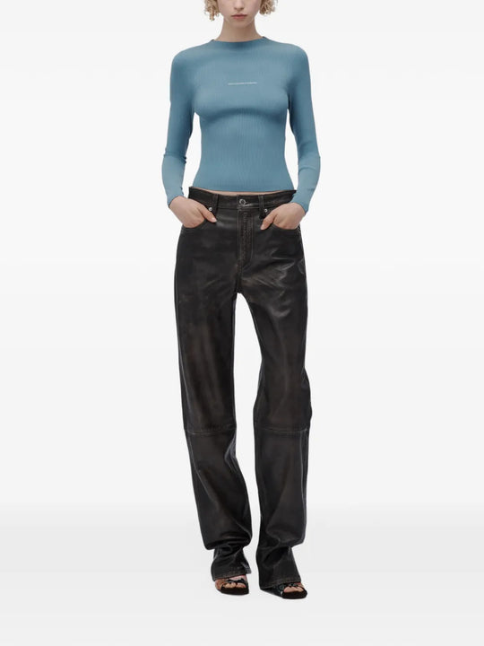 Blue top, front view