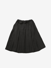 Black skirt, front view