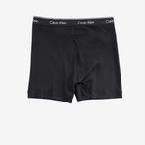 Black shorts, front view