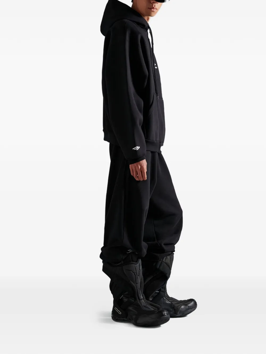 Black hoodie,full body view