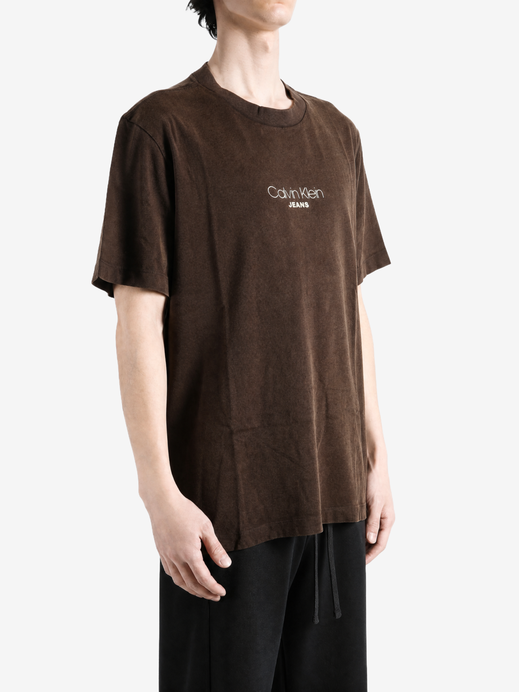 Brown t-shirt, front view