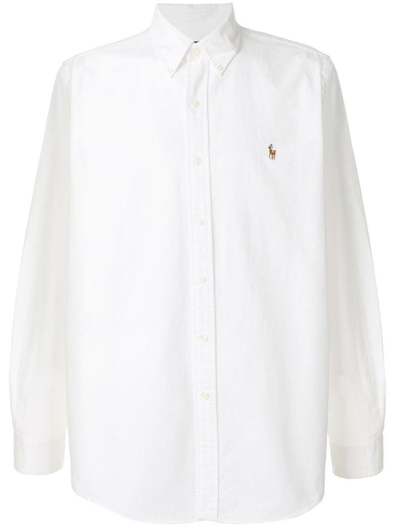 White shirt, front view