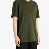 Green t-shirt, full body view