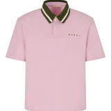 pink t-shirt, front view