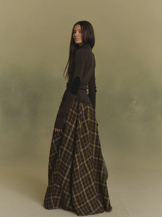 Brown jumper, full body view