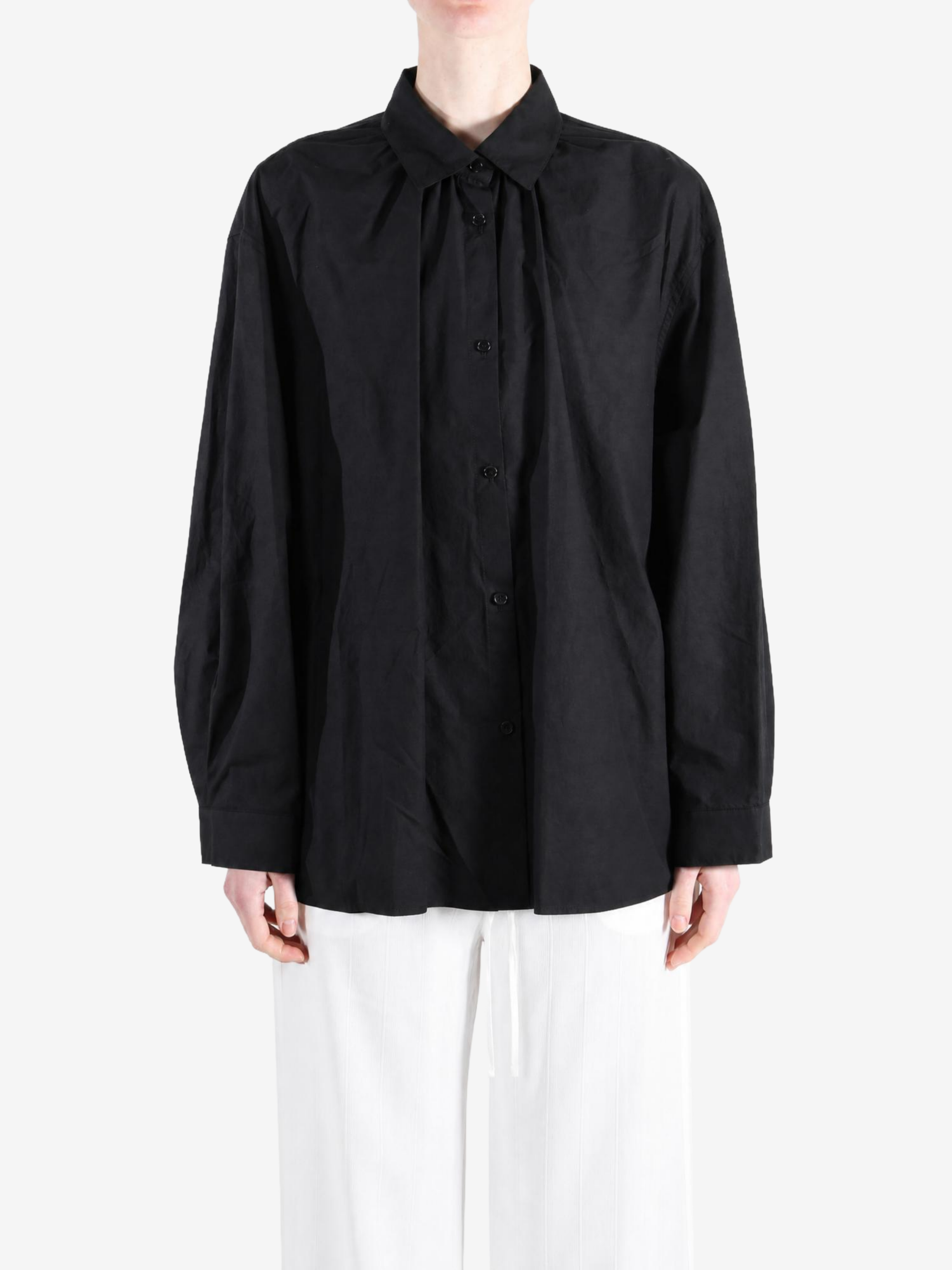 Black shirt, full body view
