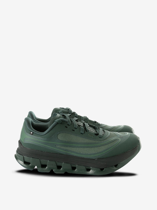 Green shoe,front view