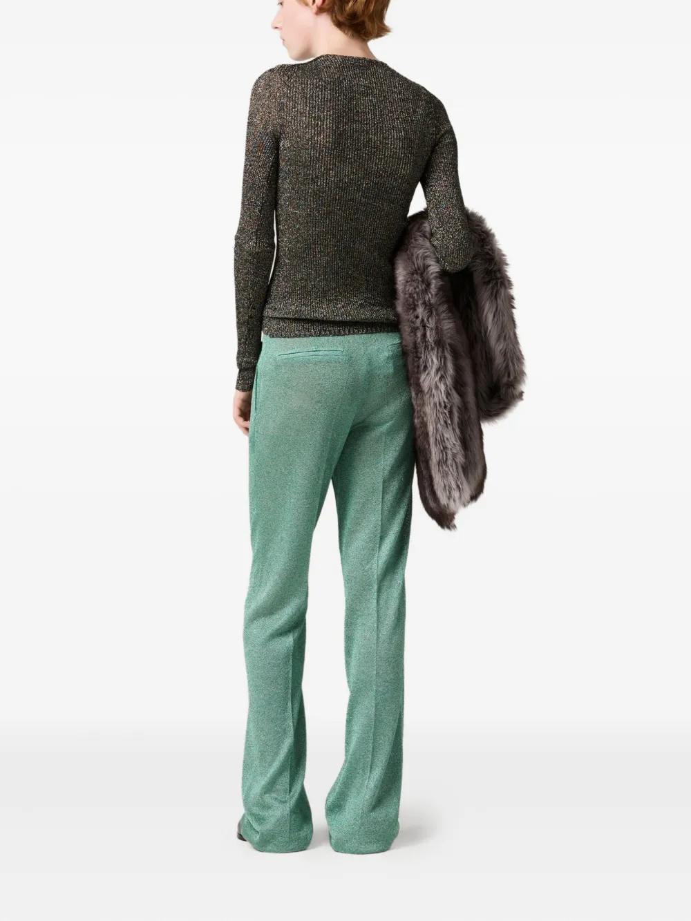 Unknown knitwear, full body view