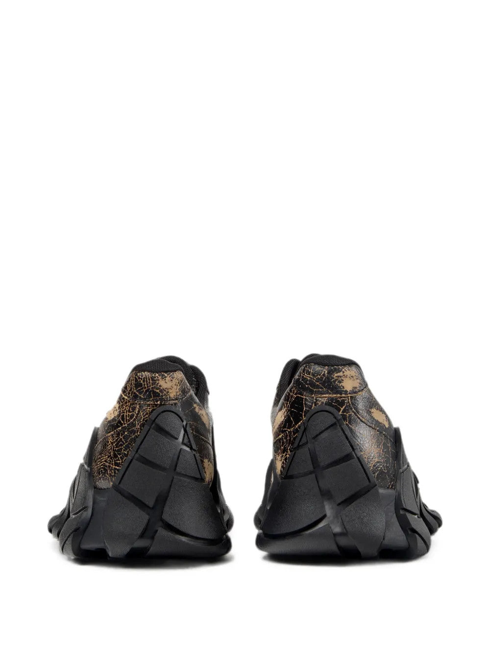 Black shoes, back view