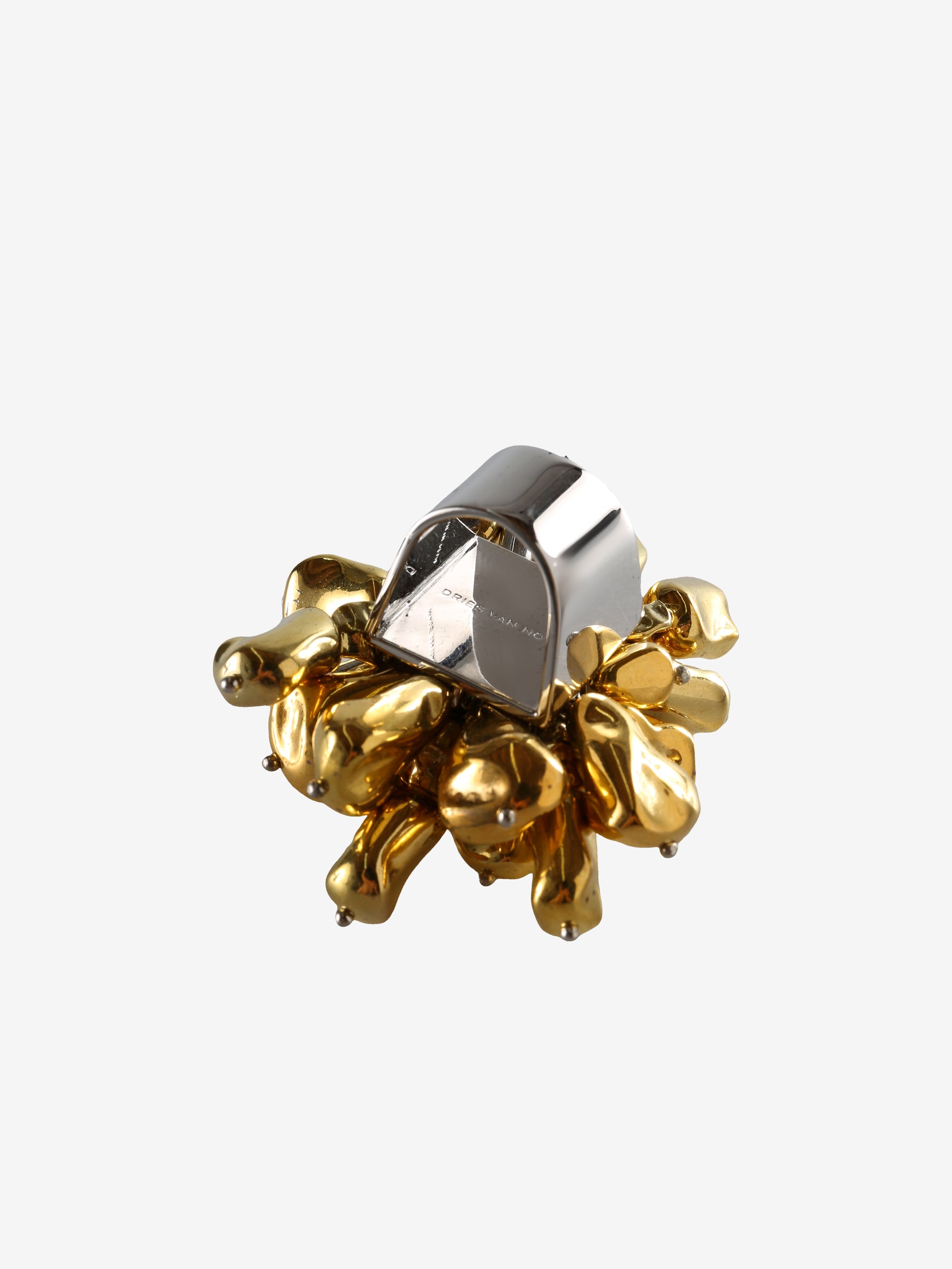 Yellow ring, back view