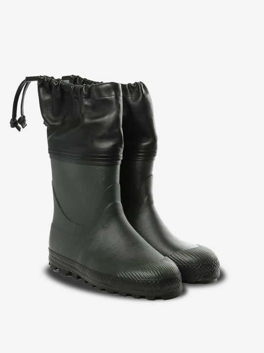 Black boots, side view