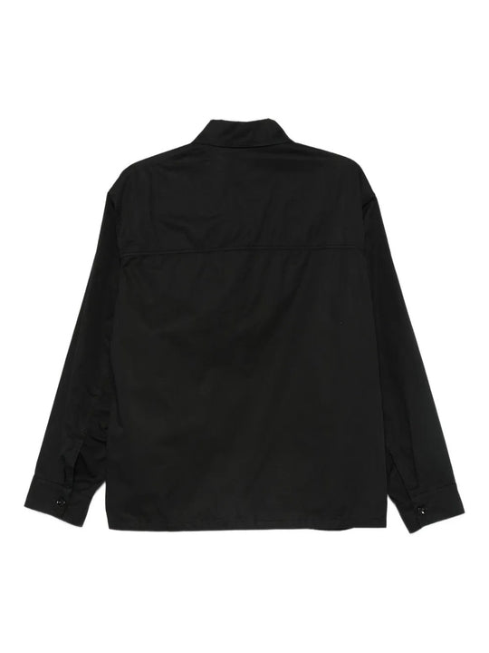 Black shirt, back view