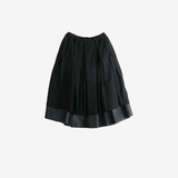 Black skirt, front view