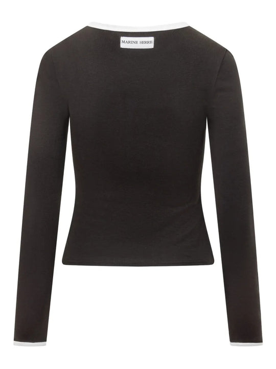 Black t-shirt, back view