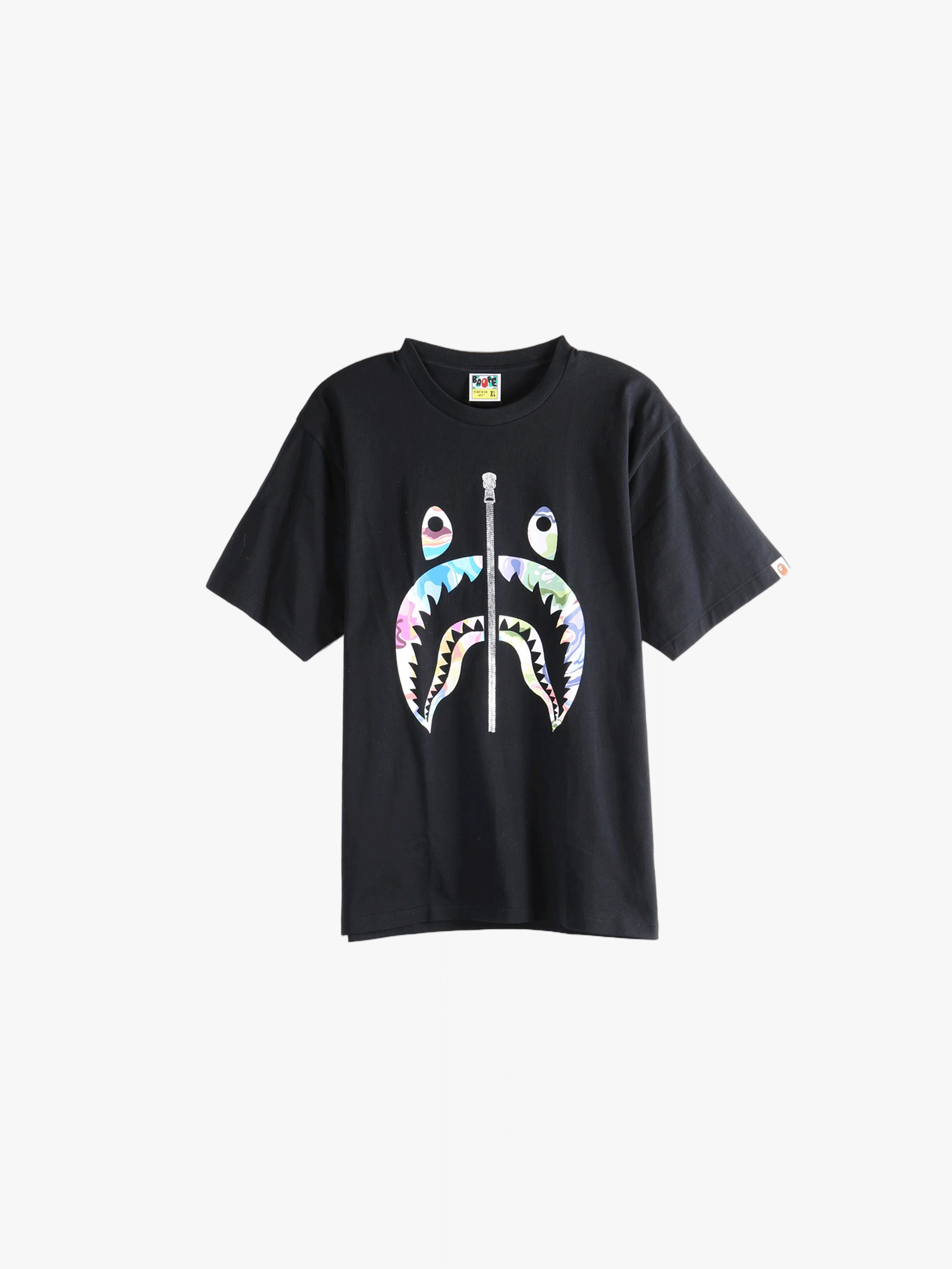 Black t-shirt,front view