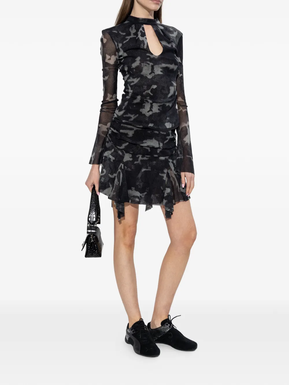 black sneakers,full body view