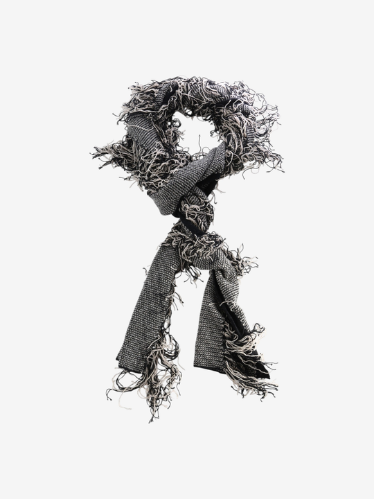 Grey scarf, front view