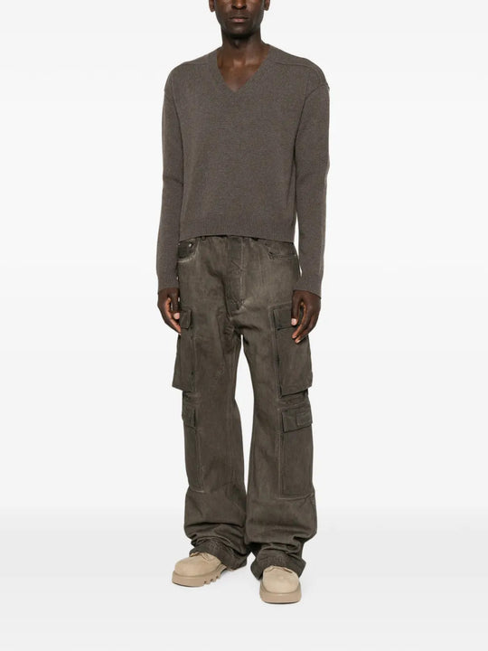 Grey jeans, full body view