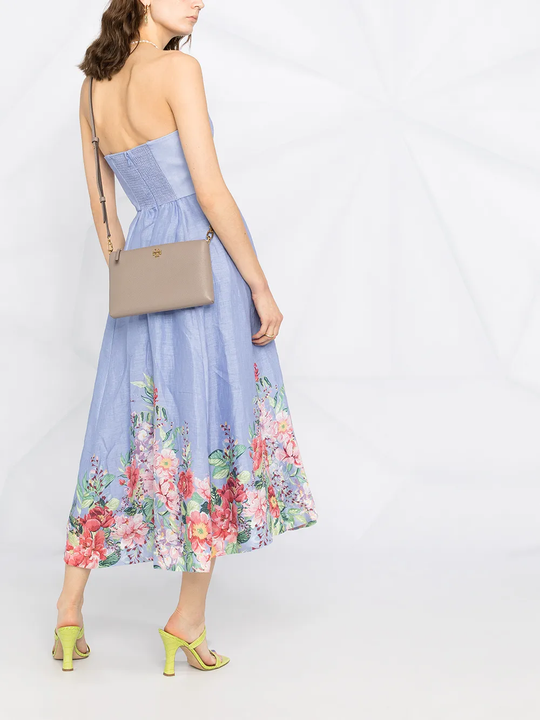 Grey bag worn by a person, showing the bag's fit