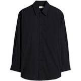 Black shirt, front view