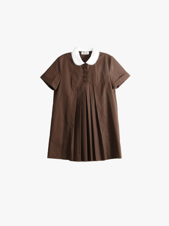 Brown dress, front view