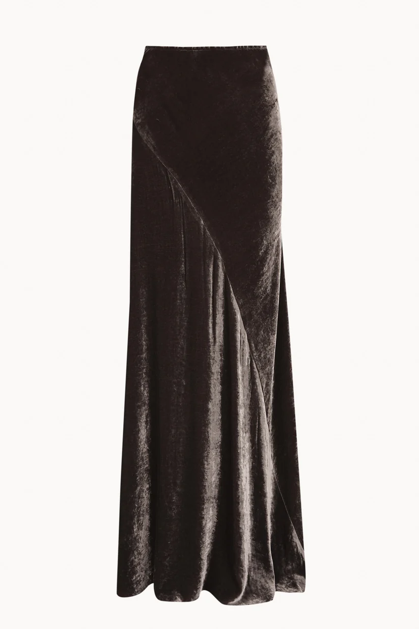 Black skirt, front view