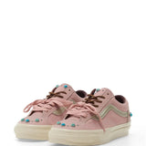 Pink shoes, front view