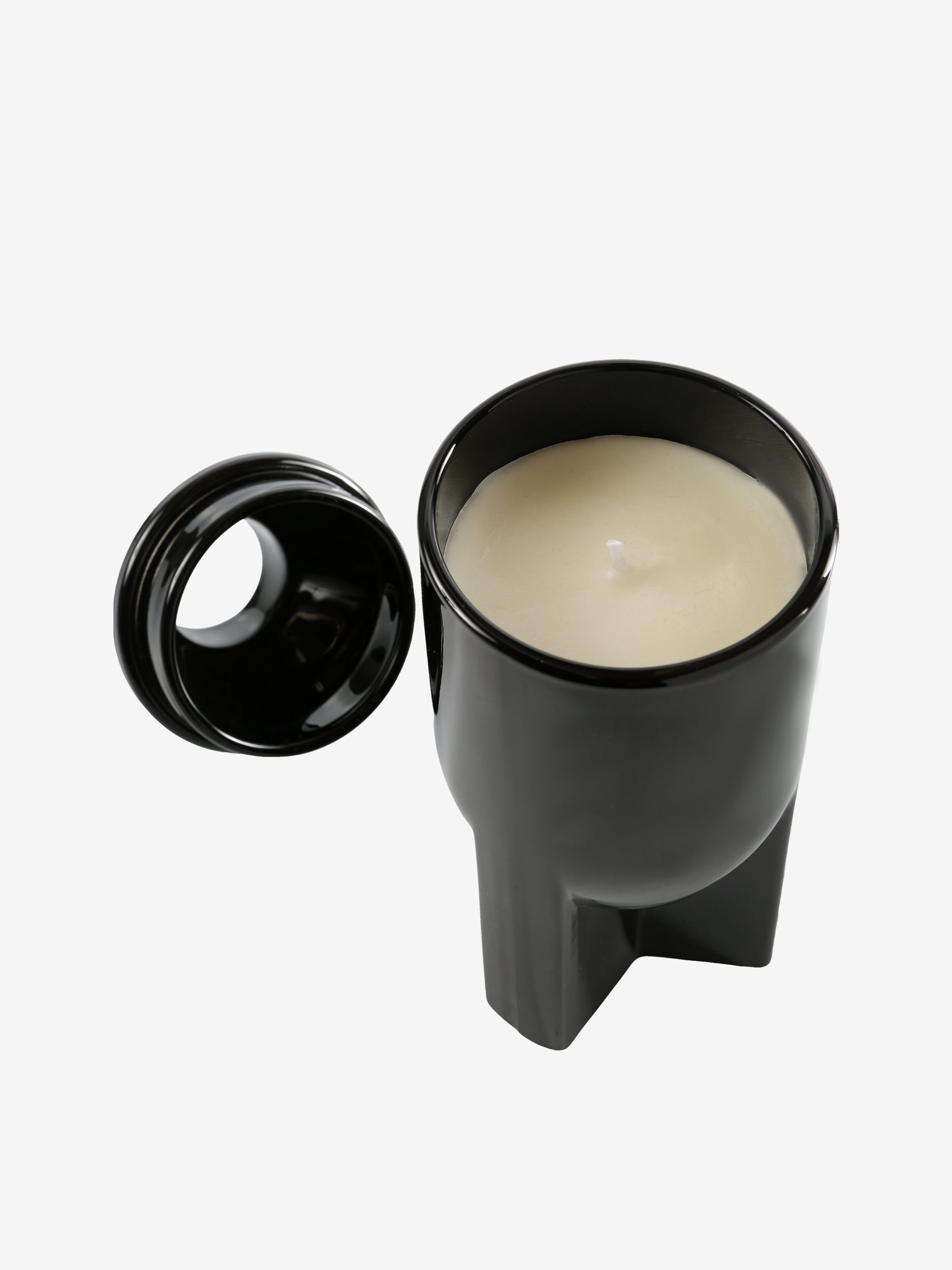 Black candle, front view