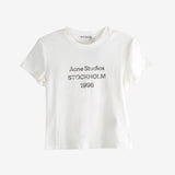 White t-shirt,front view