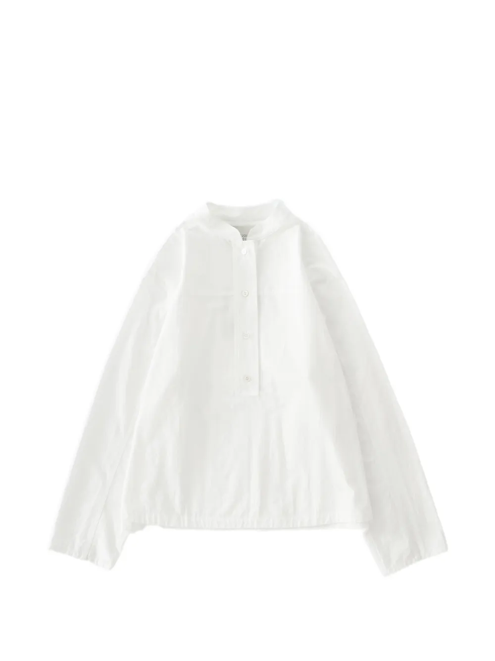 White shirt, front view