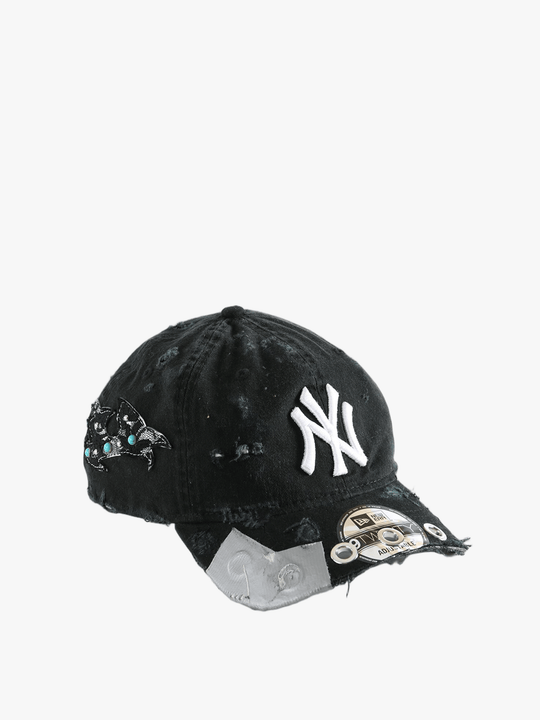 Black hat, front view