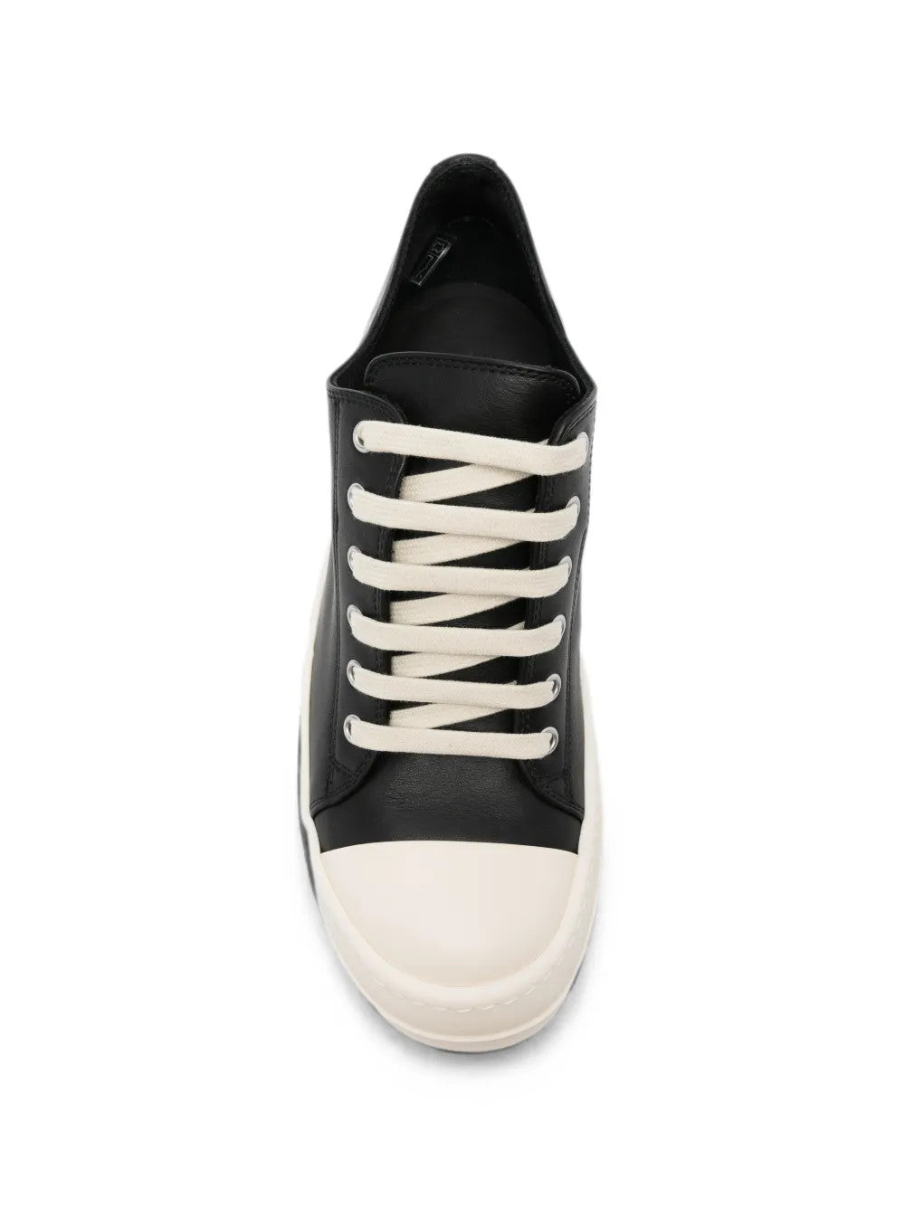 Black shoes, front view