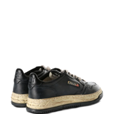 Black shoes, back view