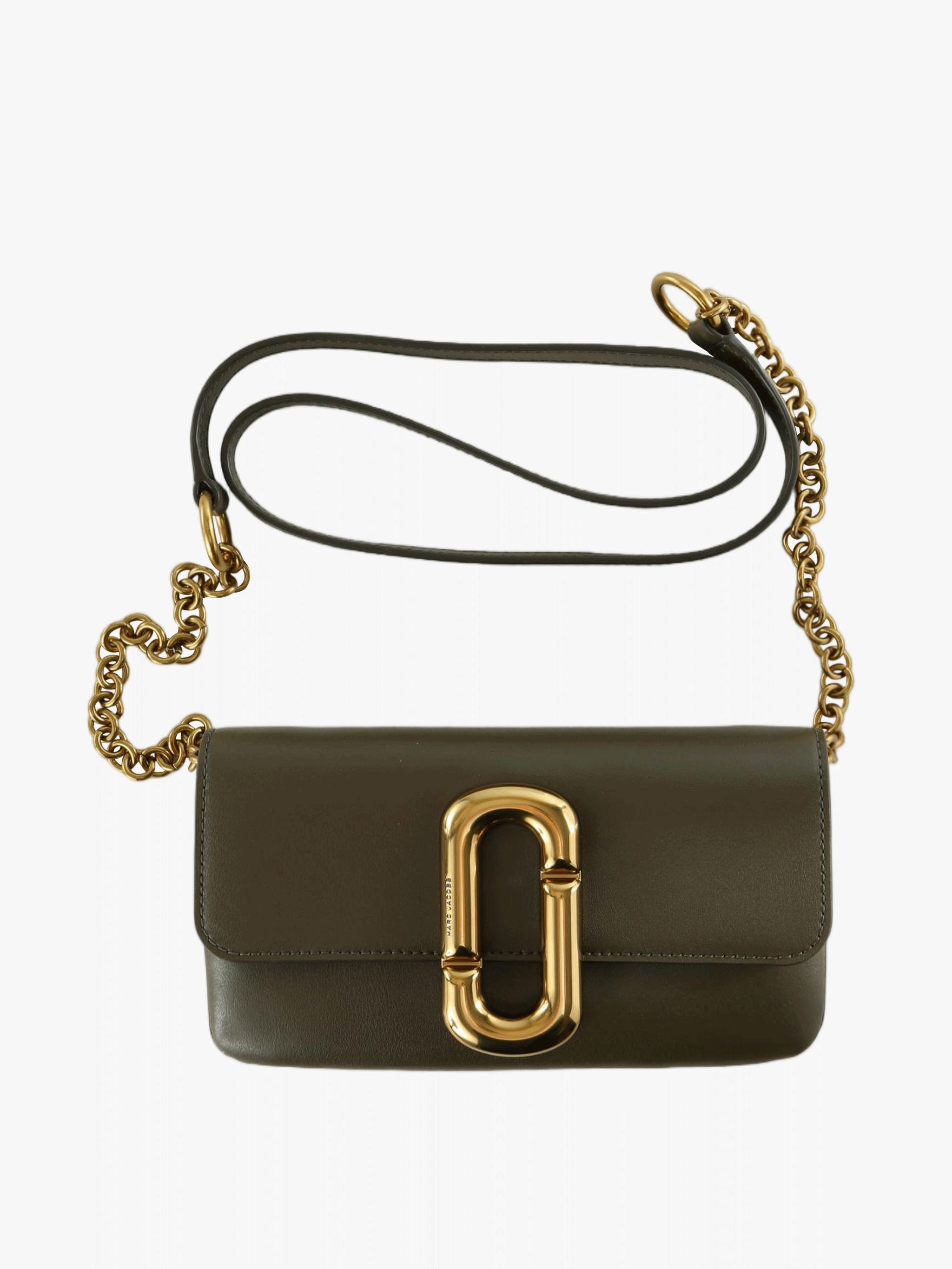 Green accessories, front view