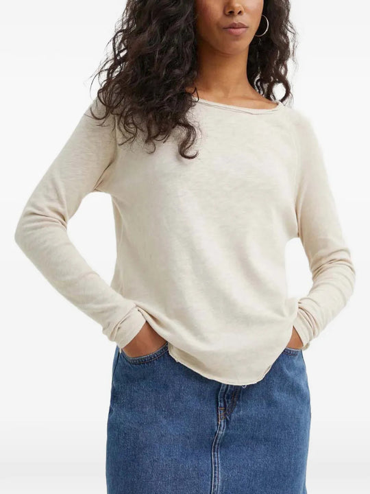 Tan t-shirt, full body view