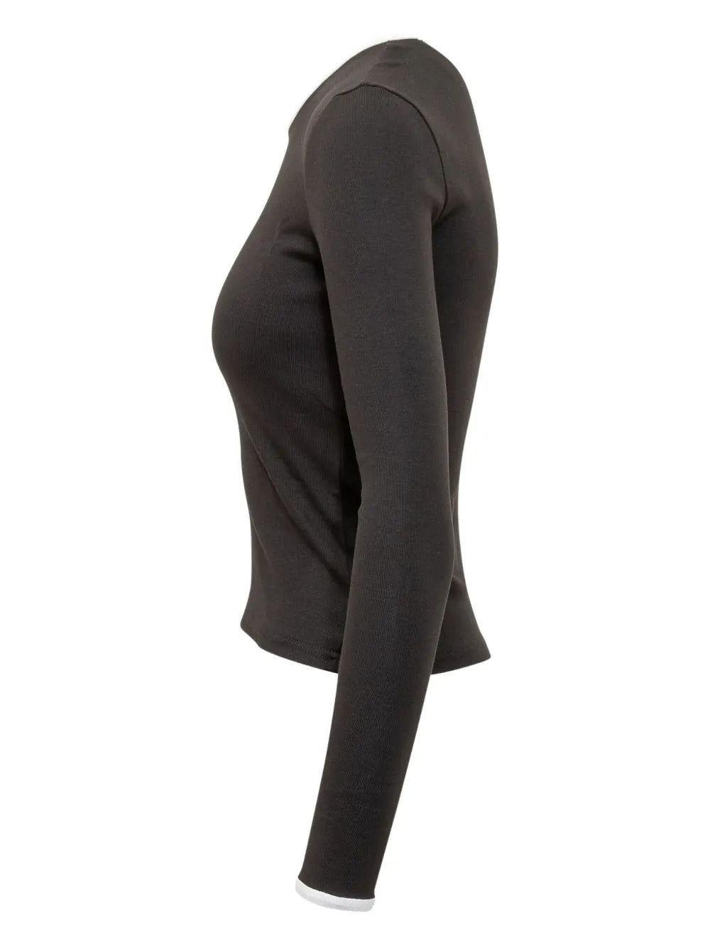 Black t-shirt, side view