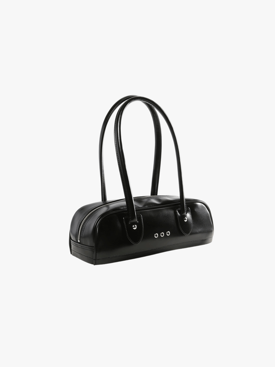 Black handbag,side view