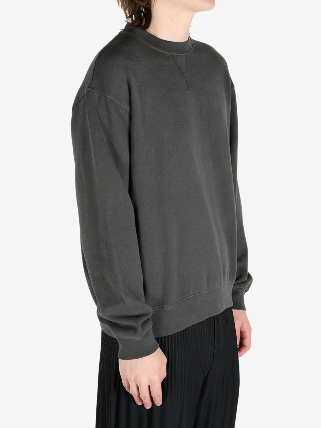 grey hoodie,side view
