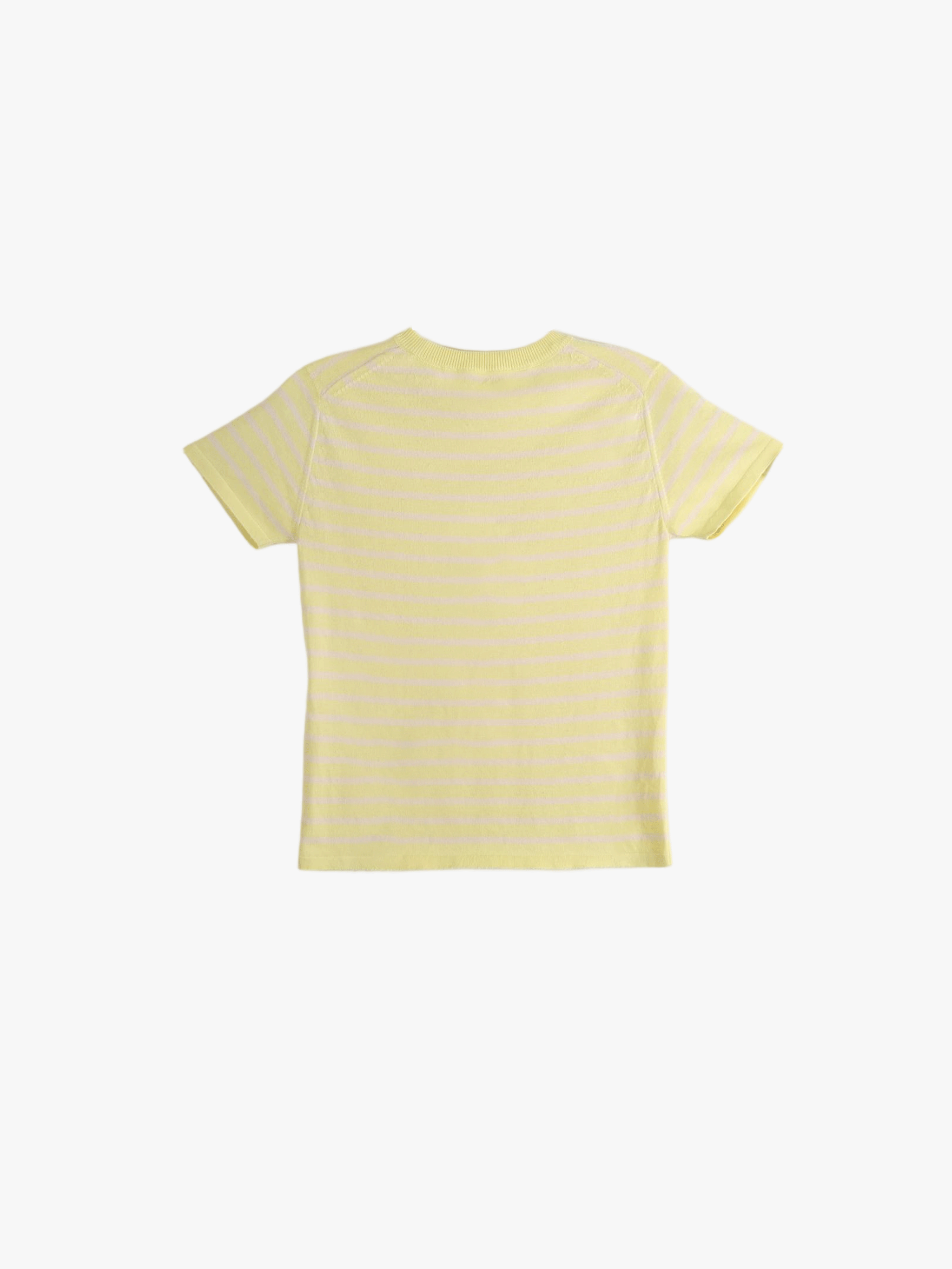 Yellow t-shirt, back view