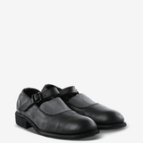 Black shoes, front view