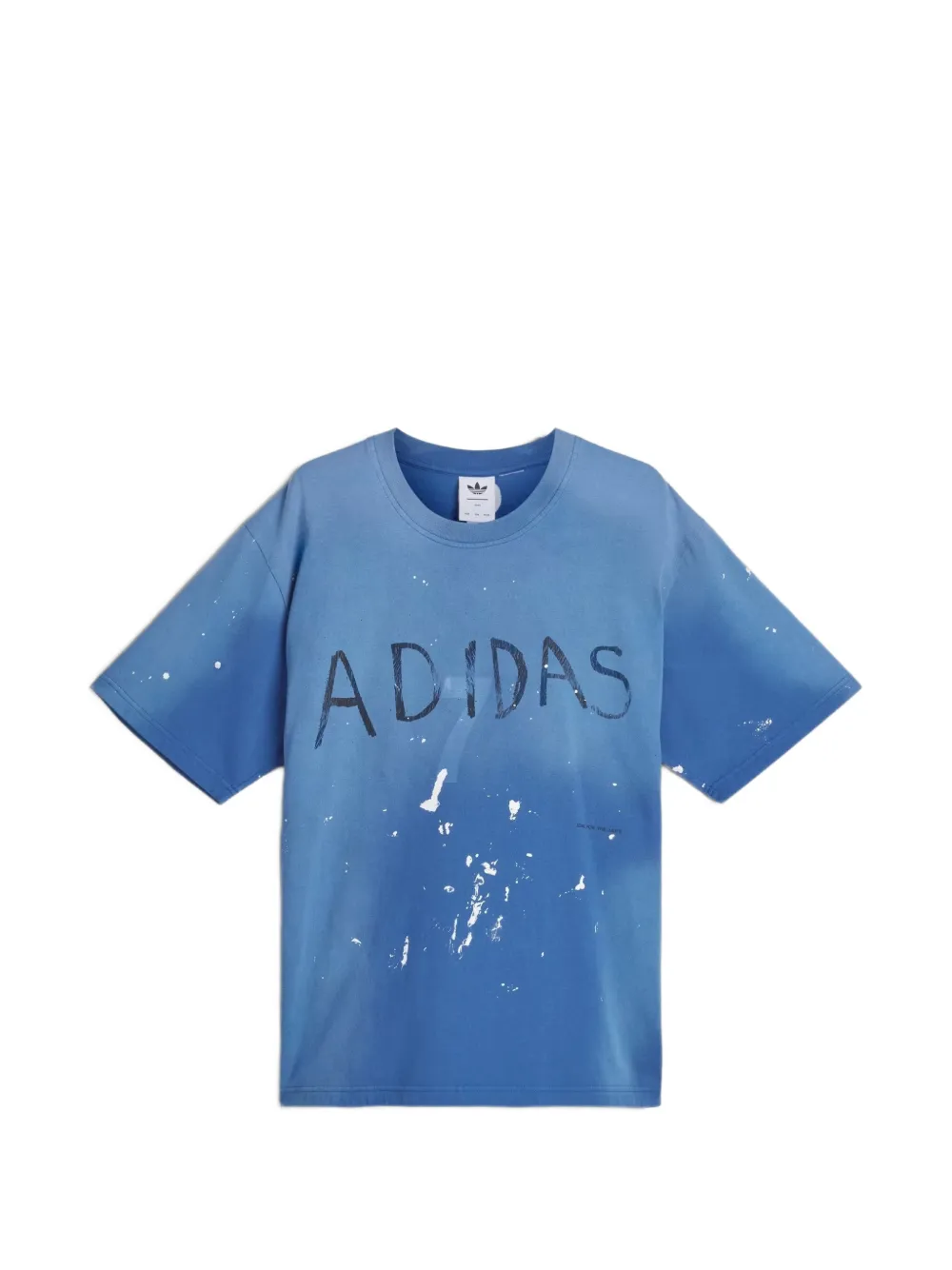 Blue t-shirt, front view