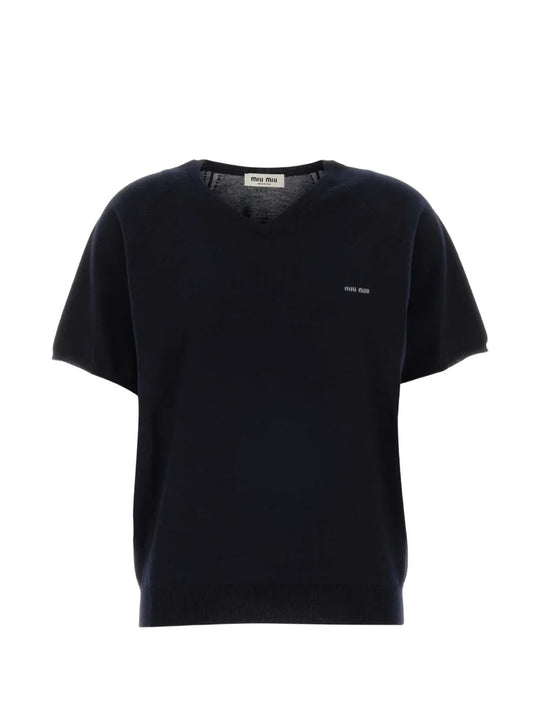 Black t-shirt, front view