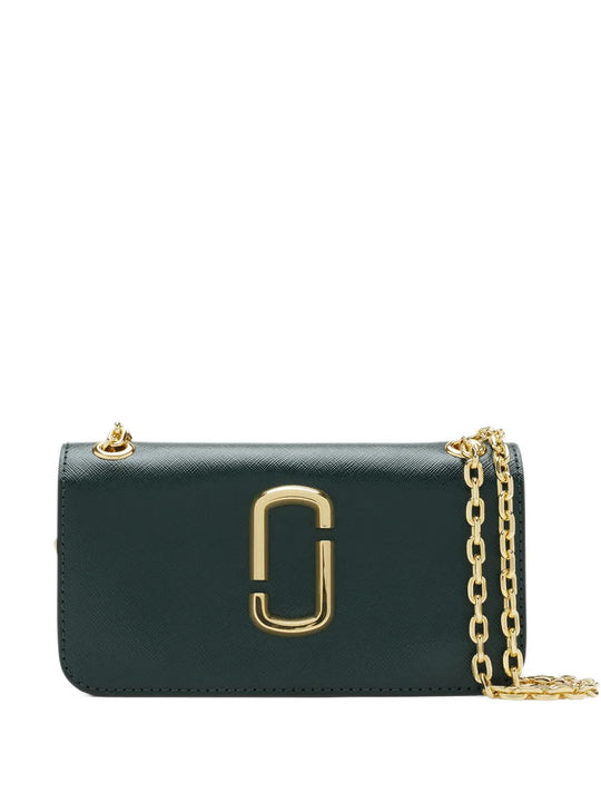 Green accessories, front view