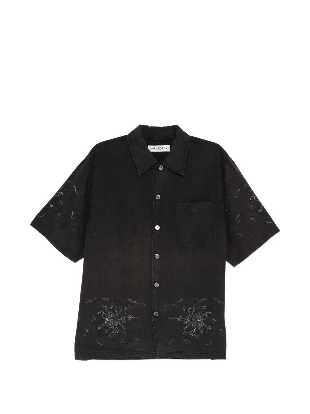 Black shirt, front view