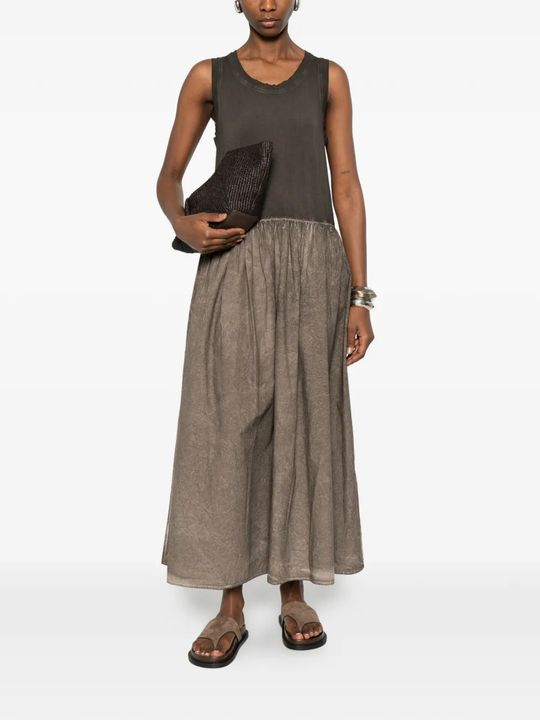 Grey dress,full body view