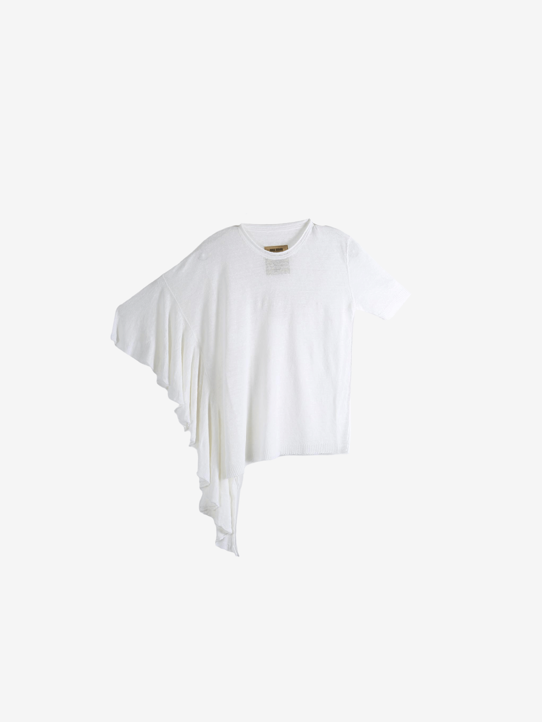 White t-shirt,front view