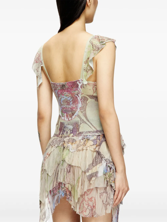 Brown knitwear worn by a person, showing the knitwear's fit