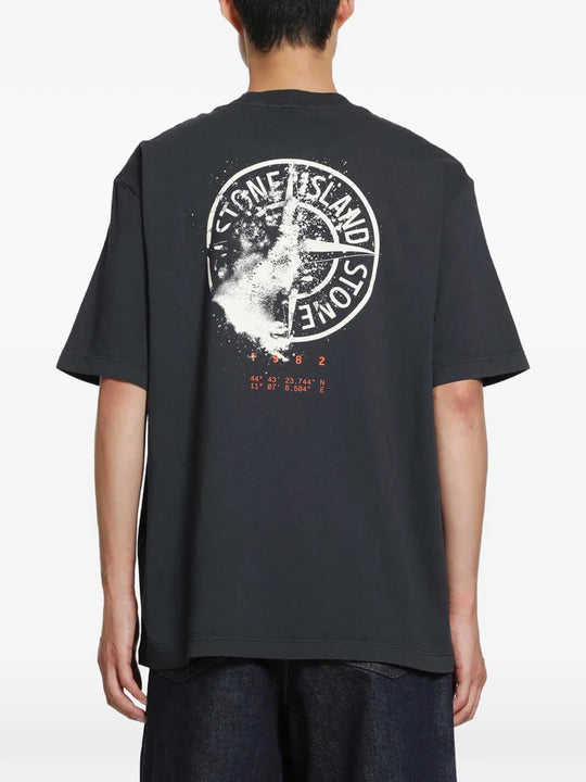Navy t-shirt, full body view