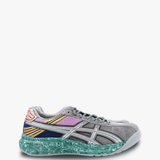 Grey shoes, front view
